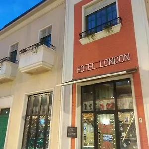 Bed and breakfast London, Tirana
